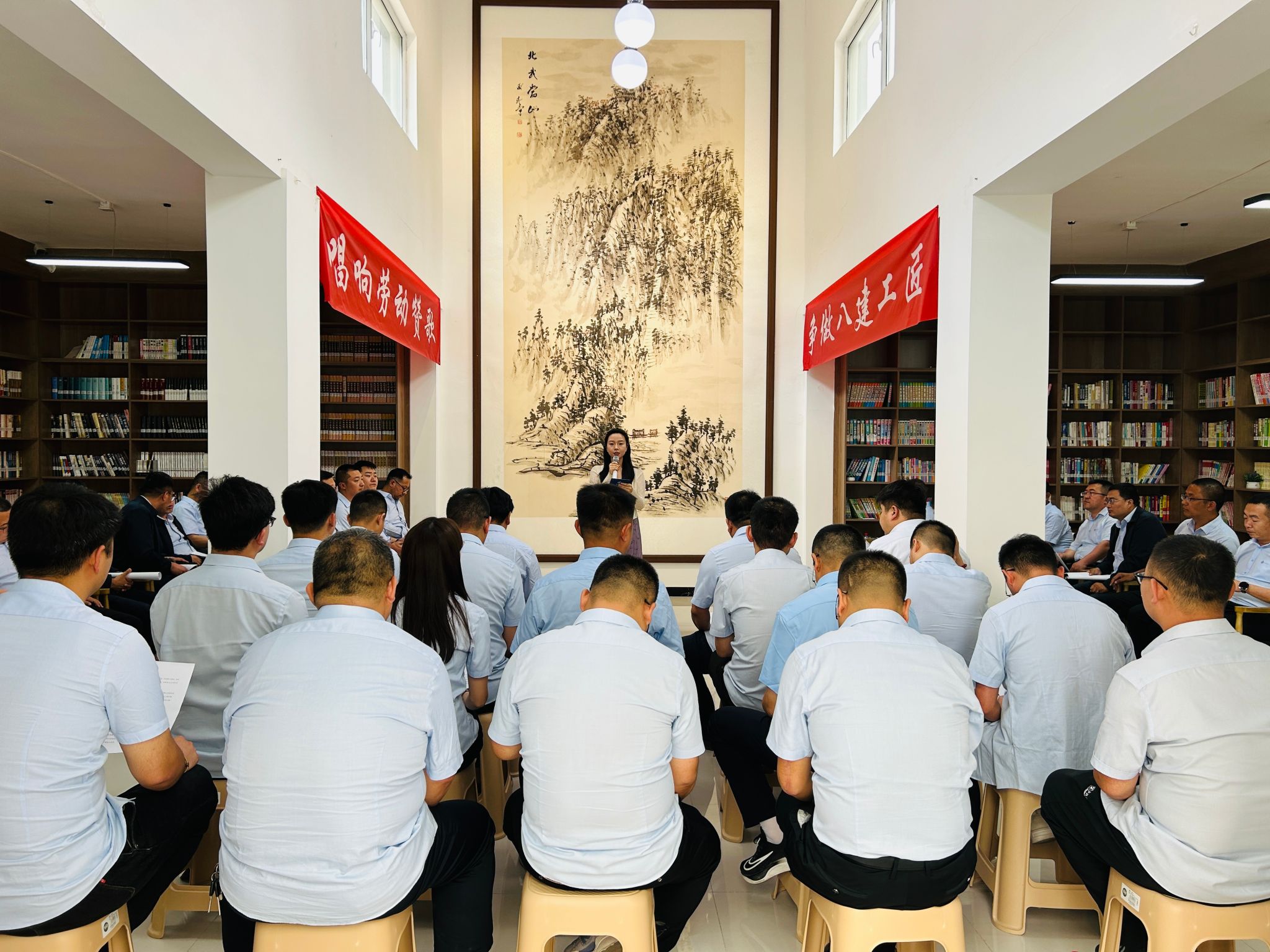 山西建投八建集團(tuán)舉辦主題讀書(shū)活動(dòng)