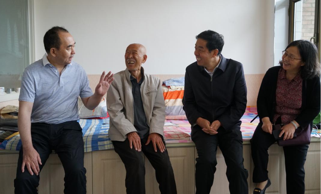 山西建投領(lǐng)導(dǎo)深入繁峙縣扶貧點調(diào)研駐村幫扶工作