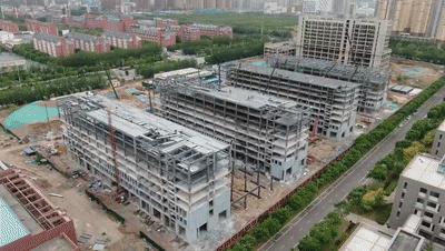 山西建投建工集團(tuán)工科大學(xué)生公寓組團(tuán)2項(xiàng)目鋼結(jié)構(gòu)主體完工