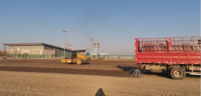 山西建投機(jī)械化集團(tuán)新疆博樂(lè)機(jī)場(chǎng)土基工程順利驗(yàn)收