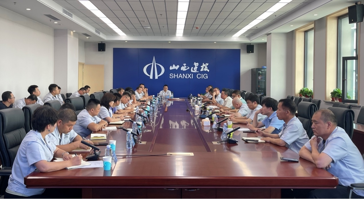 山西建投裝飾公司邀請專家組對山西·瀟河新城 智慧運行總部內部裝飾工程現場指導
