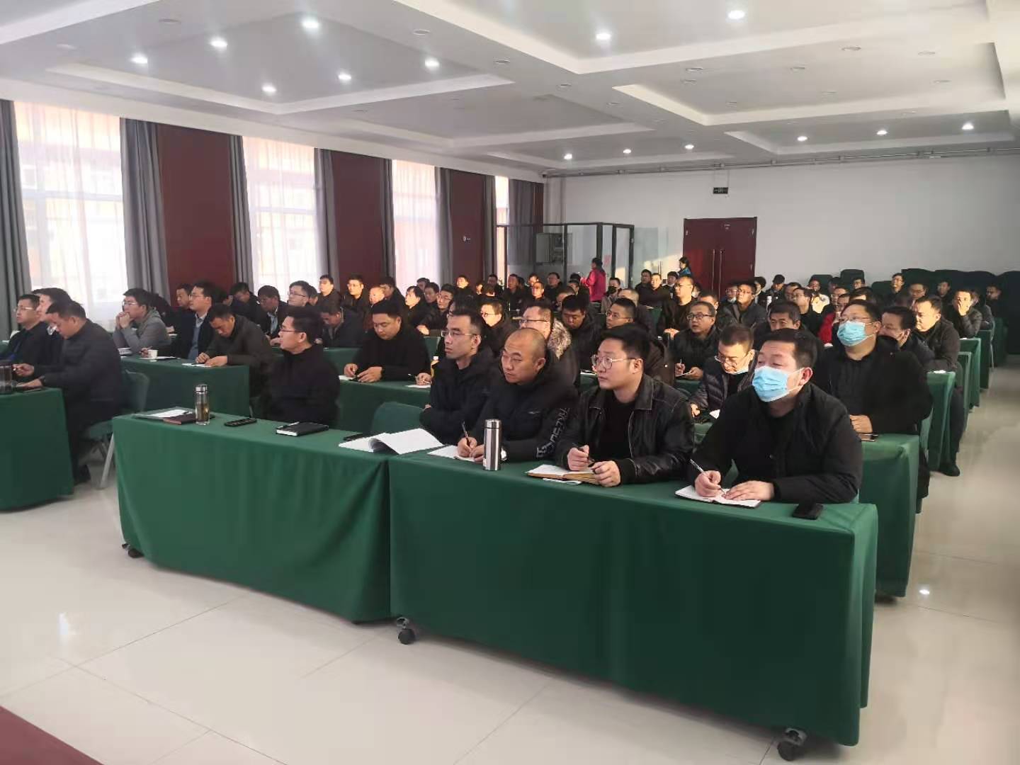 山西建投六建集團(tuán)召開安全生產(chǎn)知識專題培訓(xùn)會