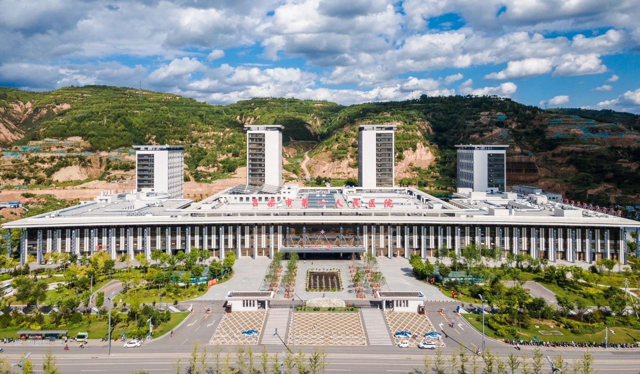 山西建投靜態(tài)交通公司呂梁醫(yī)療園區(qū)地下停車場運(yùn)營項(xiàng)目：打造溫暖高效服務(wù)新名片