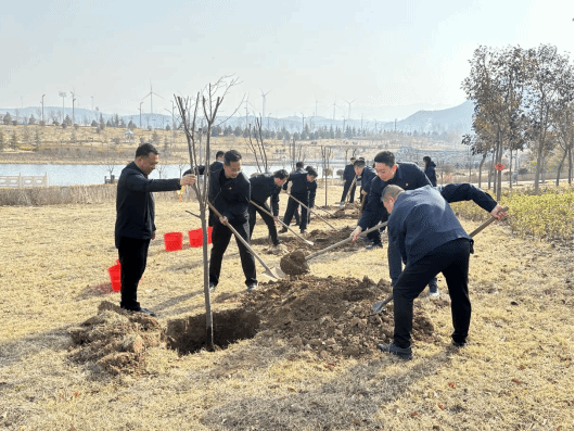 山西建投四建集團(tuán)開展植樹節(jié)活動(dòng)