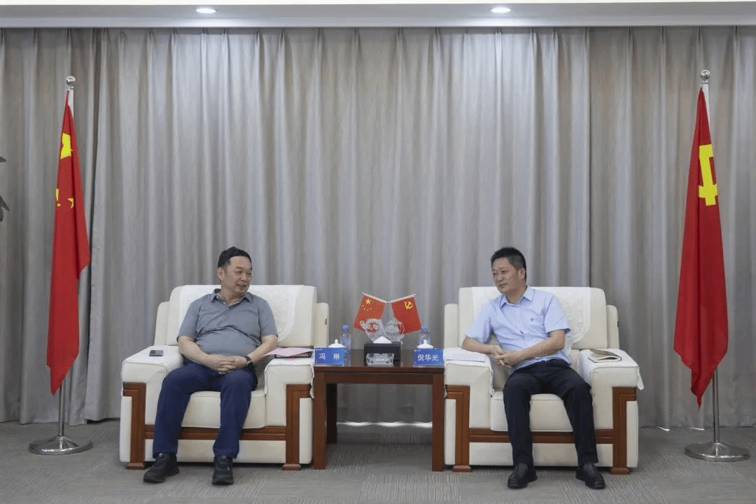 ?？谑姓?wù)副市長(zhǎng)馮琳到訪(fǎng)山西建投
