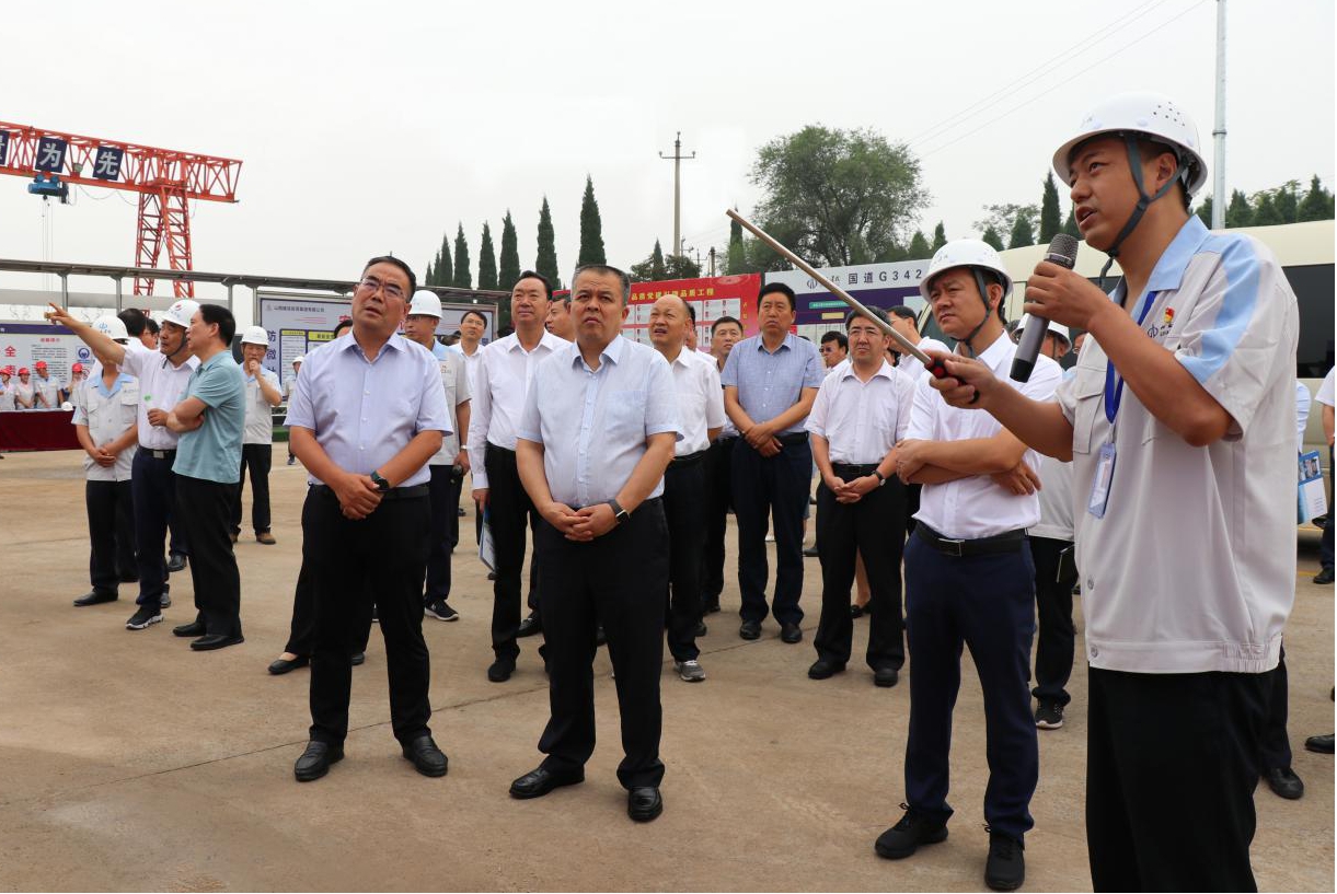 晉城市長劉鋒一行蒞臨國道342晉城過境段工程觀摩深化轉(zhuǎn)型項目