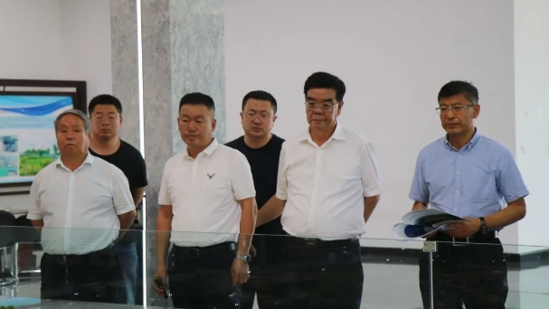 山西省委組織部副部長、省人力資源和社會保障廳黨組書記、廳長在山西建投承建的職教港項目調(diào)研