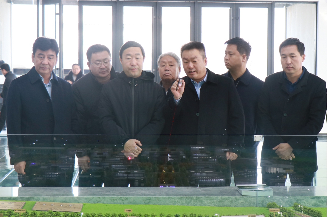 晉中市委副書記、市長常書銘一行到山西建投承建的山西職教城項目調(diào)研