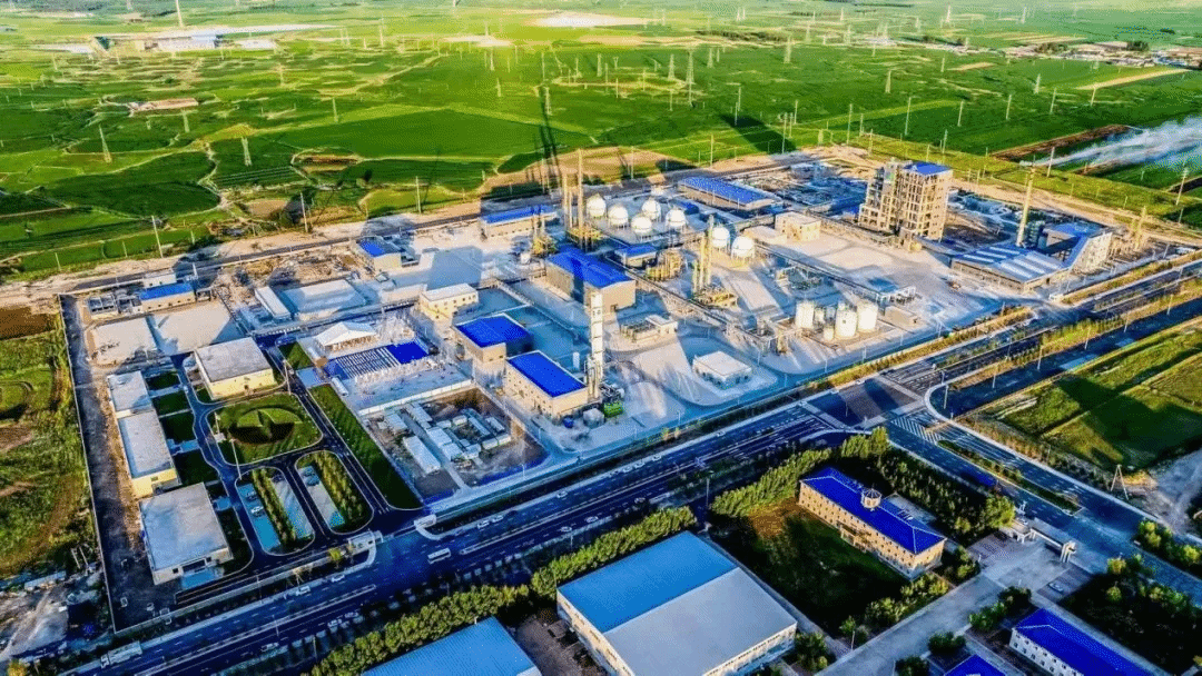 山西建投安裝集團洮南市風電耦合生物質(zhì)綠色甲醇一體化示范項目正式投產(chǎn)